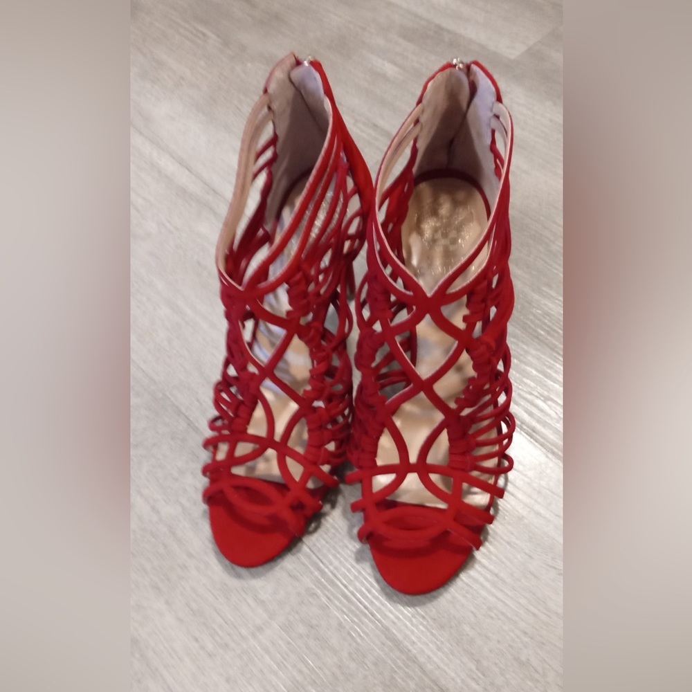 Vince Camuto  !!!!!Heels NWOT